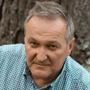 Viktor M.